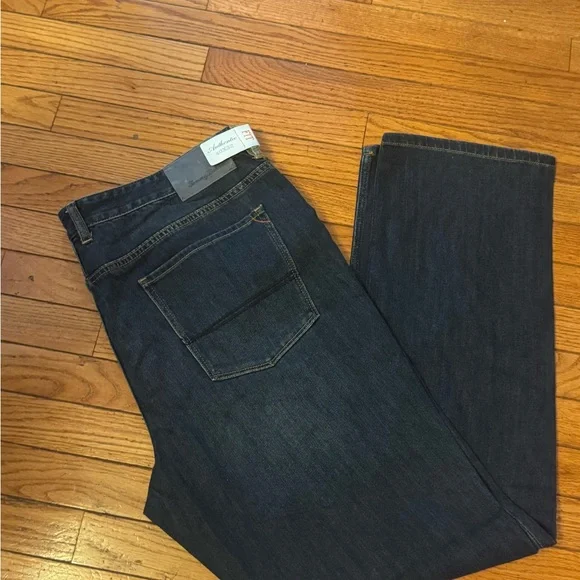 Tommy Bahama Men's Dark Blue Authentic Fit - Picture 2 of 9